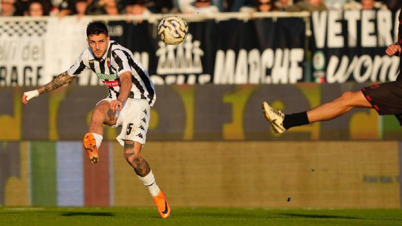 Ascoli Calcio, D'Uffizi e Gori guadagnano posizioni nella classifica cannonieri guidata da Pattarello