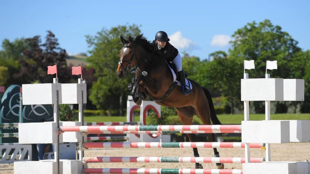 Equitazione: un fine settimana da incorniciare per il Piceno. Anna Taboga e Mia Farina centrano la qualificazione per 'Piazza di Siena'