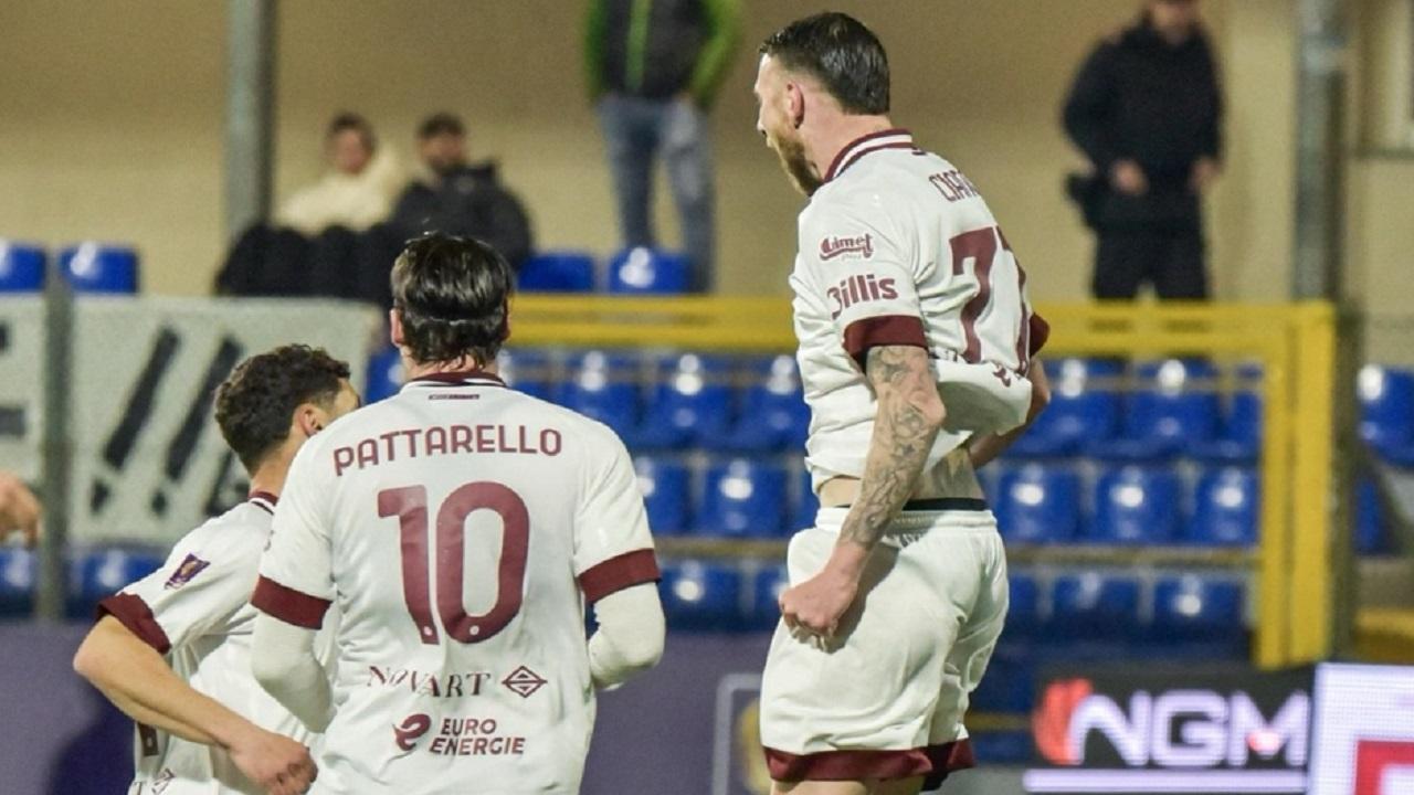Serie C girone B 33° turno: l'Arezzo vince facilmente per 4-0 contro il Bra. Pari in rimonta della Sambenedettese a Terni