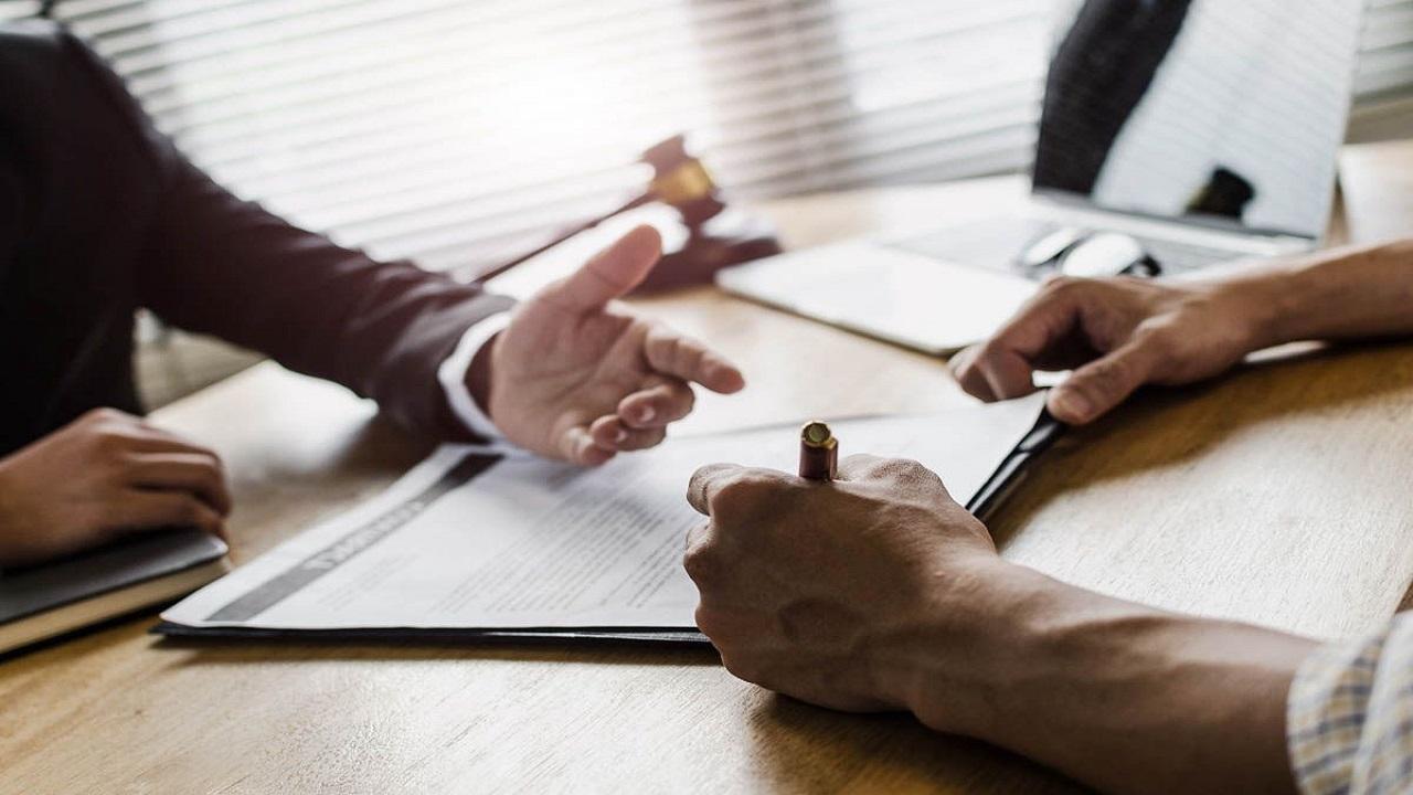 Problemi sul lavoro? Quando rivolgersi ad un giurista