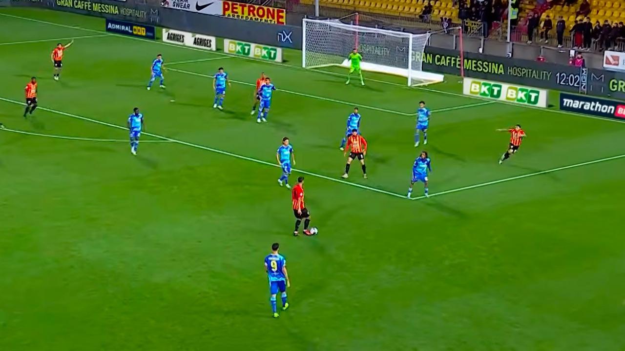 Serie B 9° turno: il Modena vince in extremis a Vicenza e diventa secondo. Bene Padova e Cesena