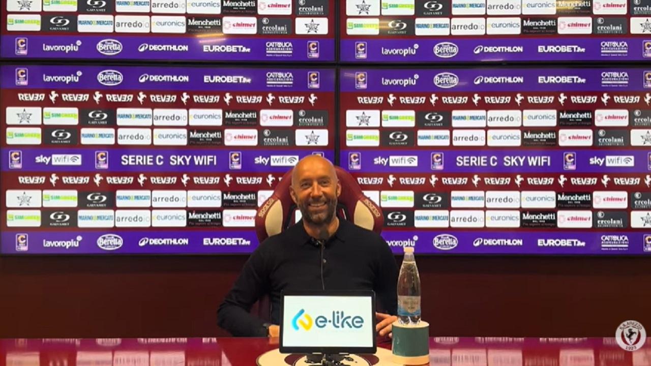 Arezzo-Livorno 2-0, Bucchi (