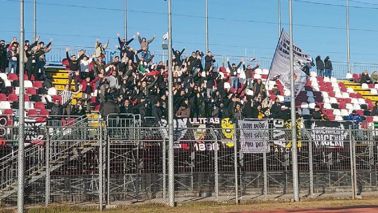 Tifosi Ascoli a Cittadella (11/12/2021)