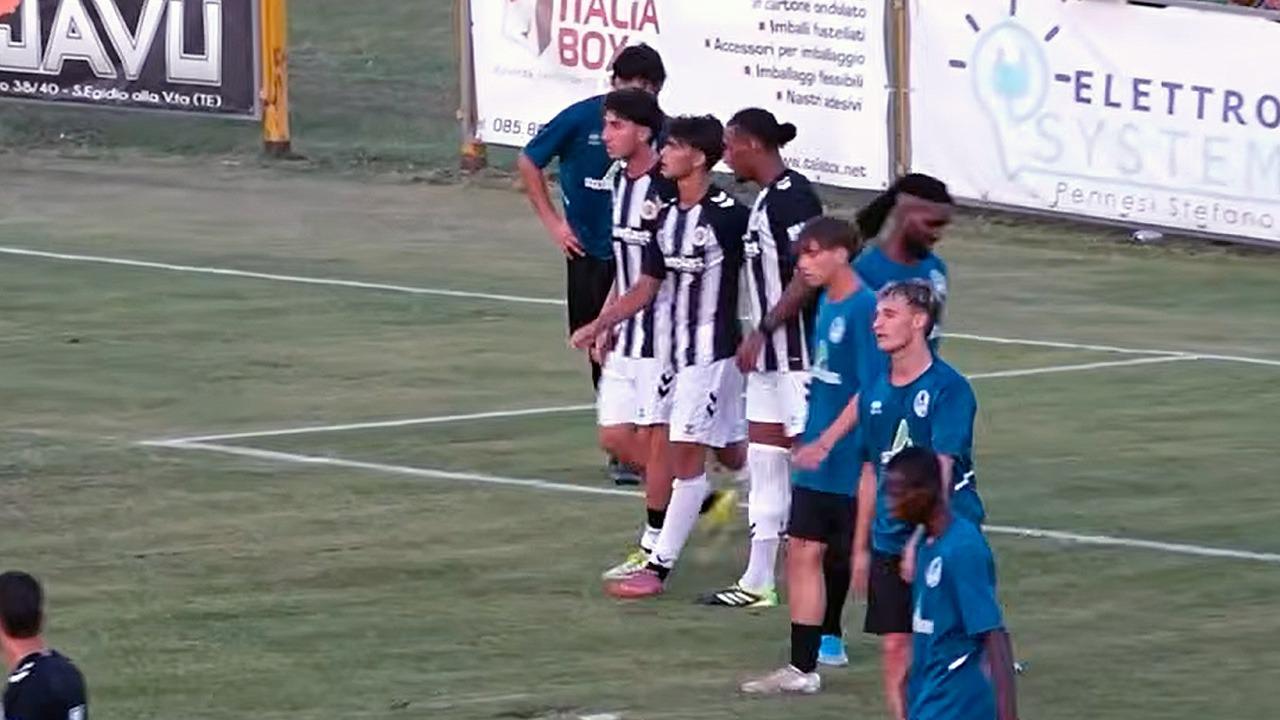 Ascoli Calcio, Lo Scalzo schierato da 