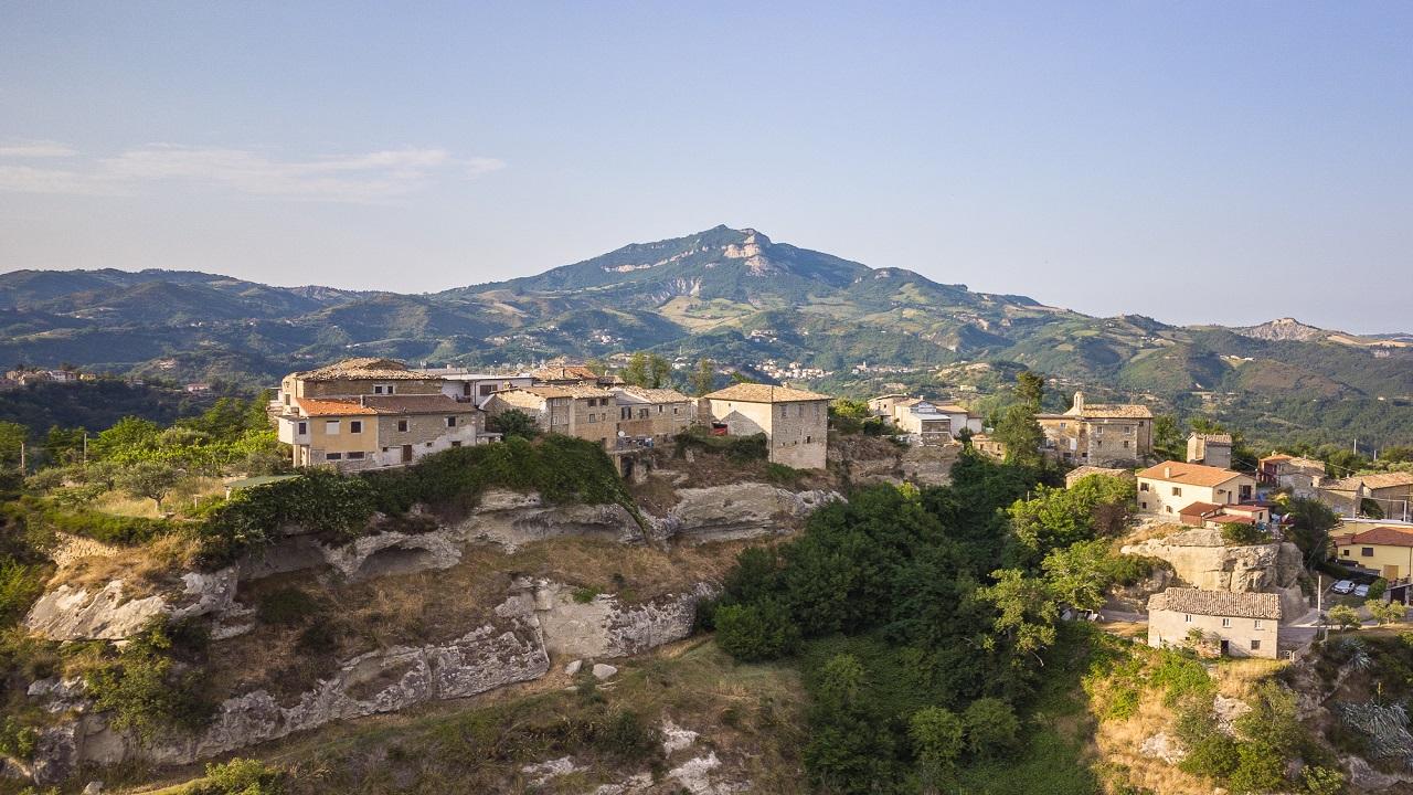 Venarotta, approvato il progetto esecutivo per il ripristino di pavimentazioni e strade nella frazione Castellano