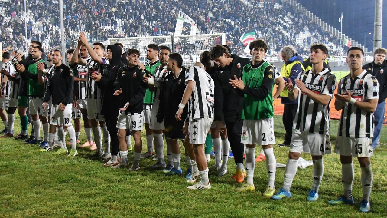 Ascoli Calcio, miglior attacco e difesa meno battuta. In casa vinte 12 partite su diciotto con un solo ko