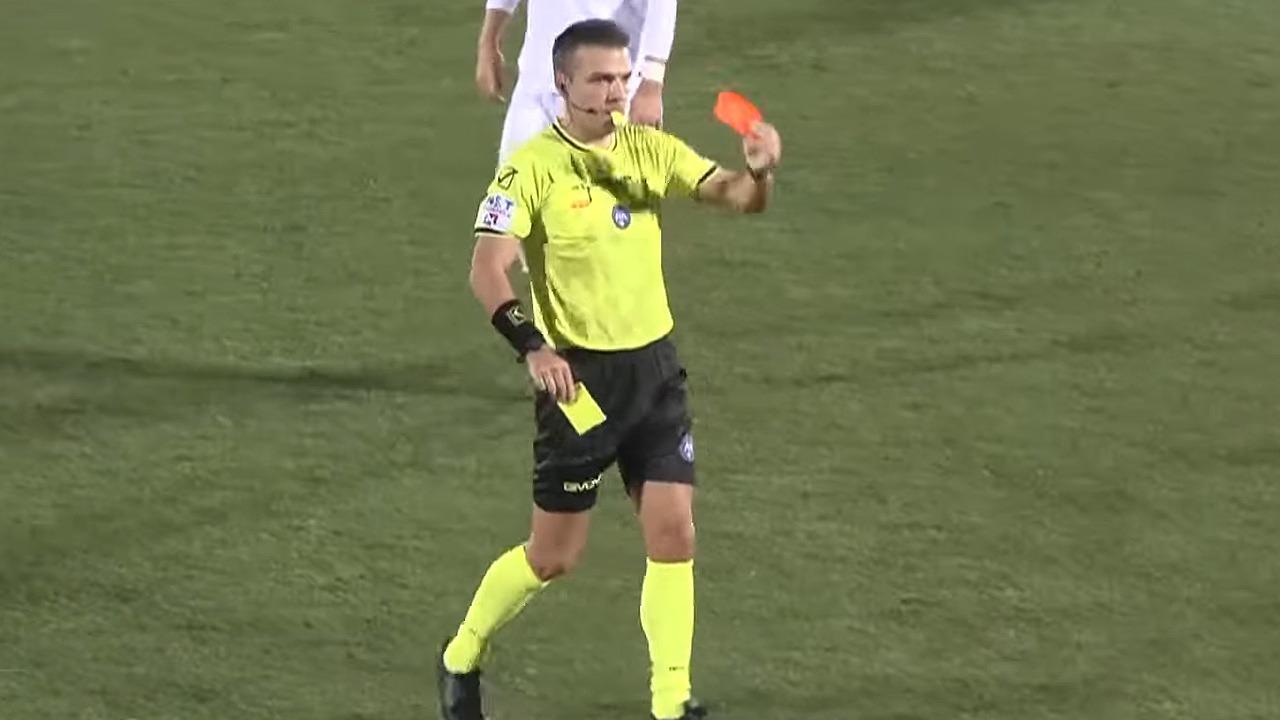 Guidonia-Ascoli, cambia l'arbitro. Fischietto affidato all'abruzzese Ursini