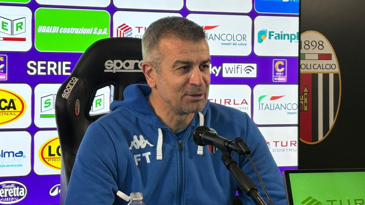 Ascoli Calcio, Tomei: “Pianese rocciosa e compatta. Damiani non è ancora pronto, gli altri stanno tutti bene” 