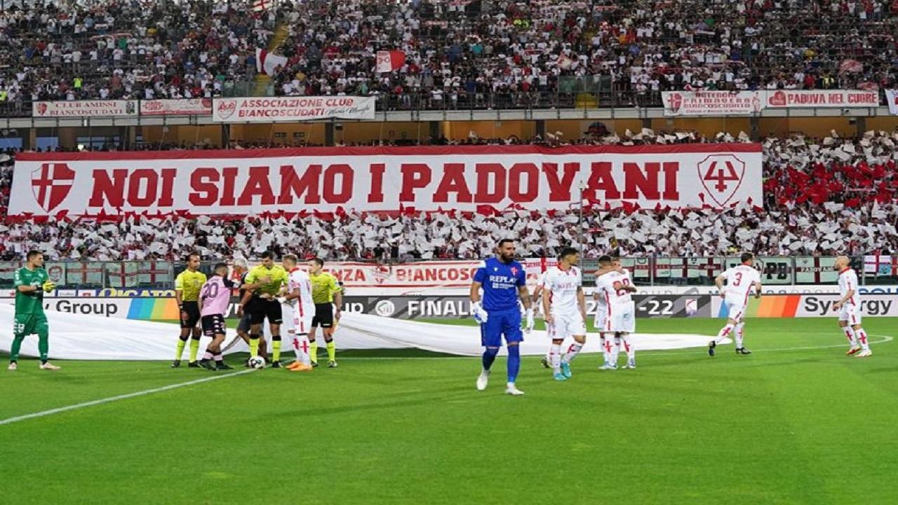 Finale playoff Serie C - Floriano regala il primo round al Palermo