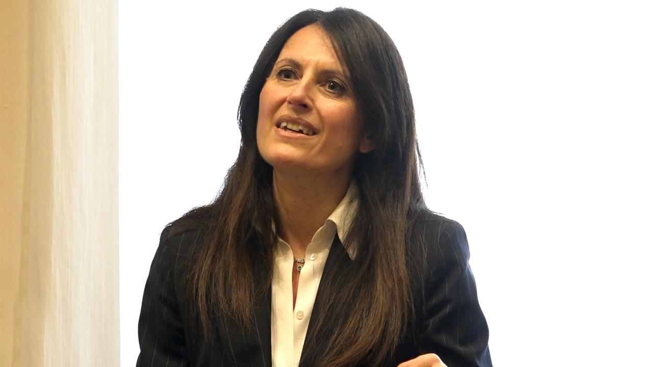 Ascoli Piceno: il centro storico fra saldi, la 'nuova' Piazza Arringo e progetti futuri. Il parere dell'assessore Trontini 