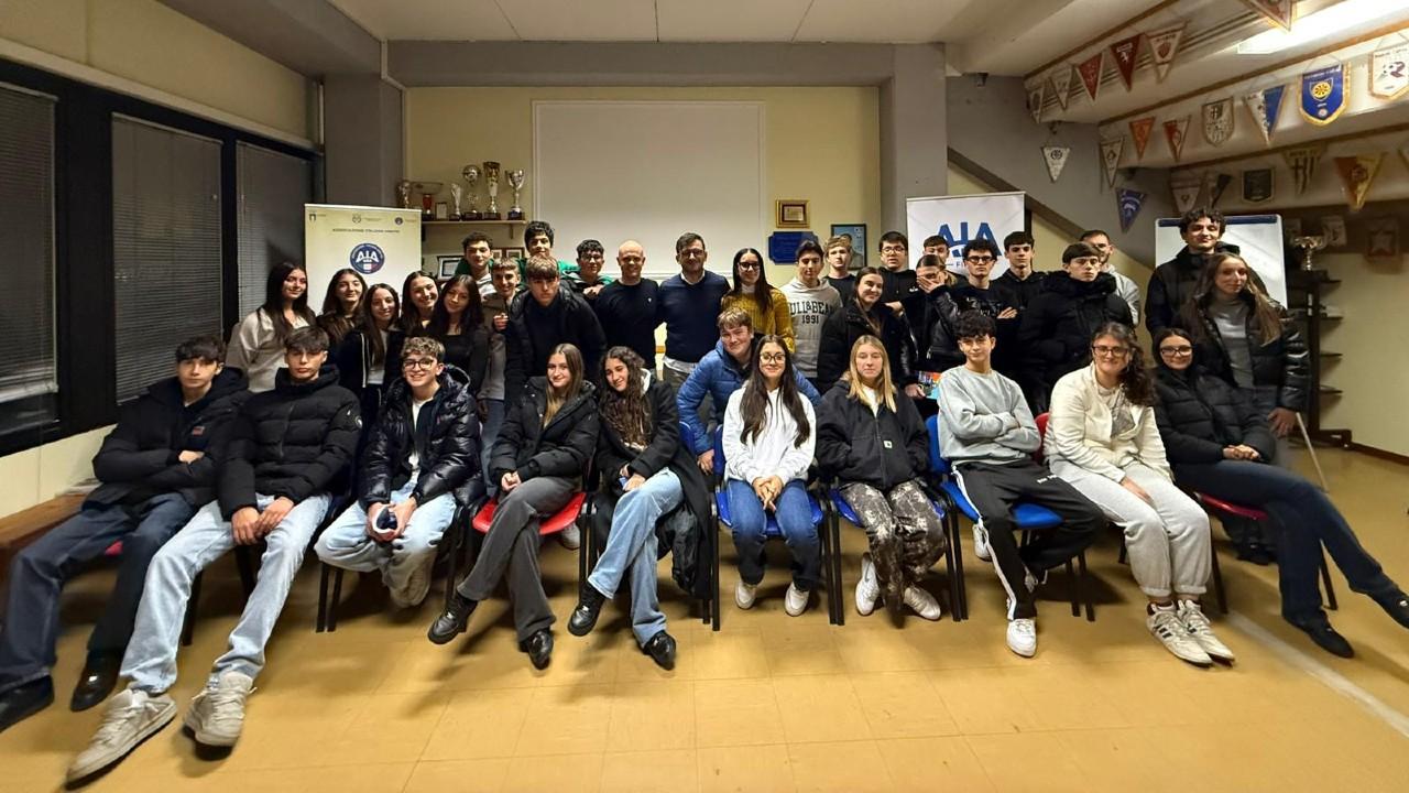 San Benedetto, la sezione Aia si arricchisce con 30 nuovi arbitri. Presidente Allievi: ''Accogliere tanti giovani è motivo di orgoglio''