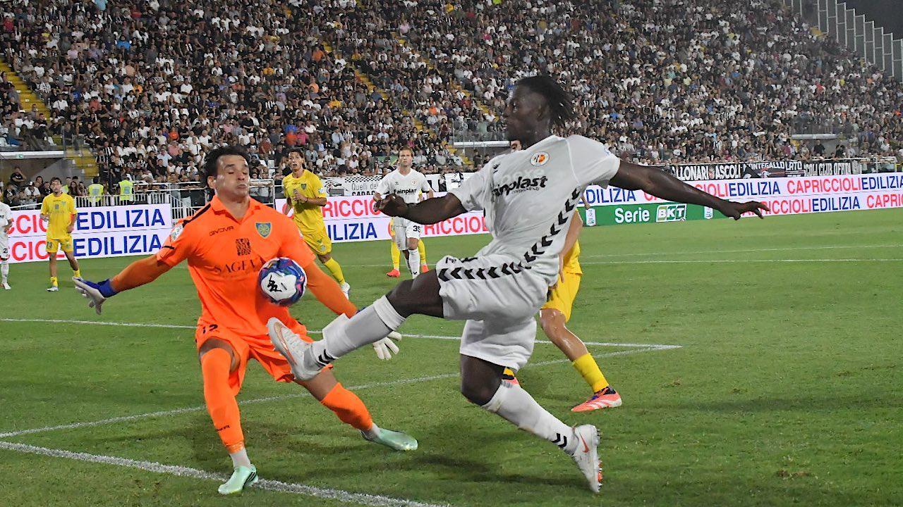 Ascoli-Carrarese 1-1, i momenti chiave della partita