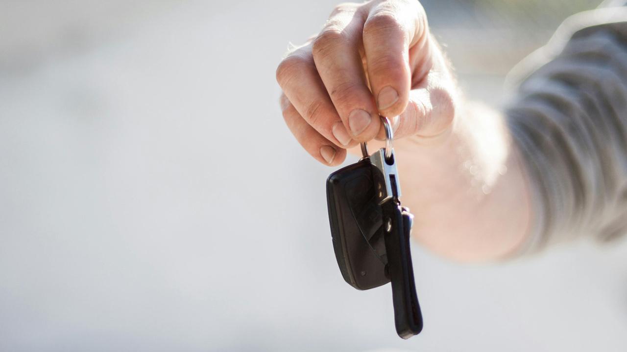 Nel 2025 nelle Marche crescono i passaggi netti di auto usate (+1,3%) e si registra un aumento dei prezzi medi (+3,4%)