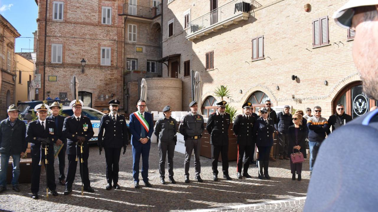 Giornata Forze Armate, a Monteprandone deposizione di una corona d’alloro sul monumento ai caduti