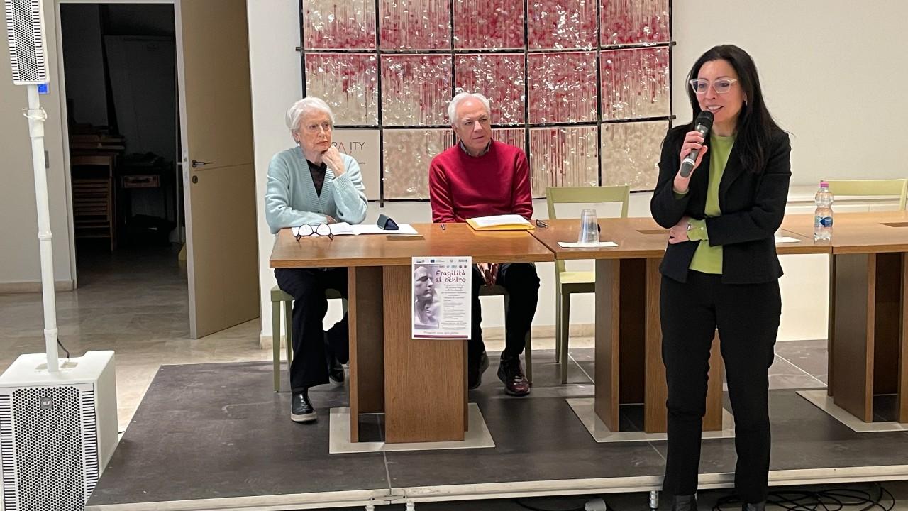 Ascoli Piceno, presentato il progetto 'Fragilità al centro: prendersi cura, ogni giorno'. L'assessore regionale Pantaloni: ''Supportare le persone bisognose''