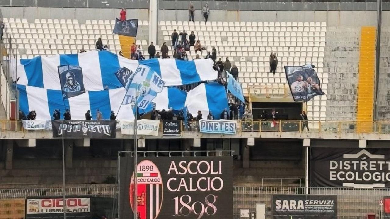 Ascoli-Pineto, dato definitivo dei tifosi biancazzurri nel Settore Ospiti