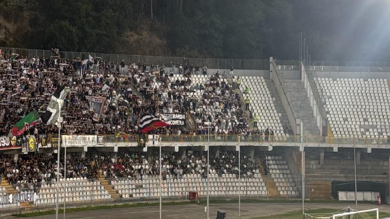 Ascoli-Union Brescia, stadio completamente esaurito. Nel Settore Ospiti 500 ragazzi delle scuole calcio del territorio