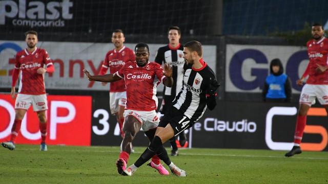 Ascoli-Bari 2-2, pari in rimonta del Picchio con una doppietta di Mendes nella ripresa