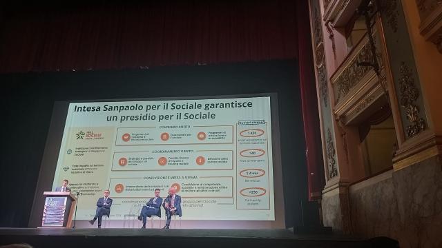 Ascoli Piceno: convegno su intelligenza artificiale, inclusione e sviluppo 