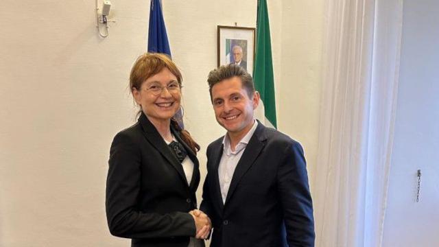 Al Teatro Ventidio Basso di Ascoli Piceno convegno su intelligenza artificiale e sanità