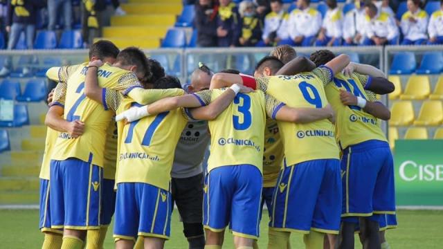 Serie C 12° turno: vittoria preziosa per la Fermana. Pareggi beffa per Vis Pesaro e Ancona-Matelica