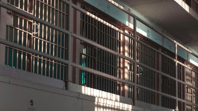 Ascoli Piceno: carcere Marino del Tronto, dopo protesta del detenuto salito su tetto il SAPPE sollecita provvedimenti 