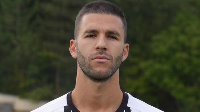 Atletico Ascoli, resta anche Minicucci: “Qui posso esprimermi al meglio, umanamente e calcisticamente”