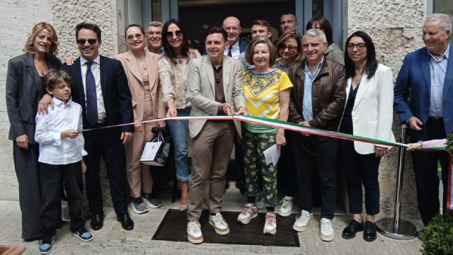 Ascoli: inaugurato a Piazza Roma 'Ap Dent', il centro odontoiatrico dotato delle migliori tecnologie del settore