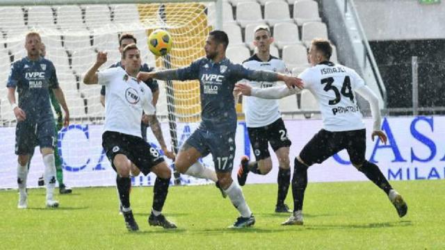 Spezia-Benevento 1-1, highlights
