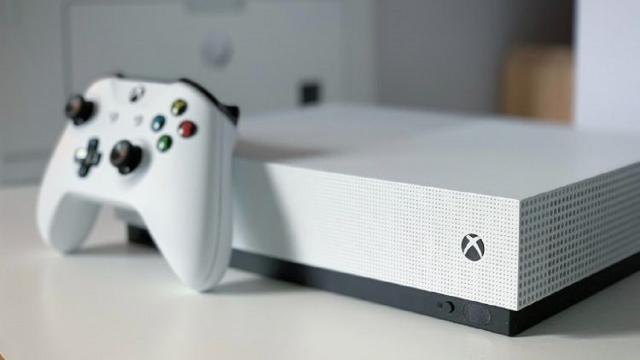 Il mondo delle console: sfida eterna tra Playstation e Xbox
