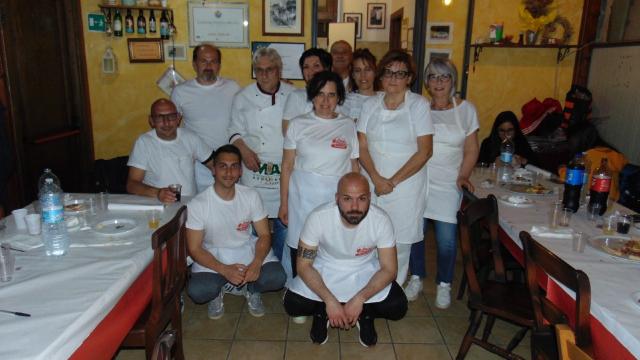 Acquasanta Terme, concluso corso per pizzaioli: l'esame finale premia Lorena Malavolta. Una pizza dedicata al 'Sumo' 