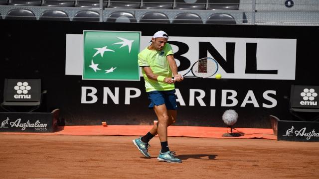 Tennis, Travaglia è uno spettacolo anche al Roland Garros. Demolito in tre set lo spagnolo Andujar