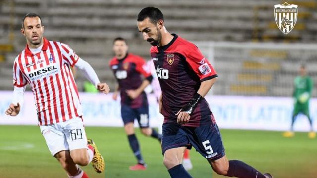 Vicenza-Cosenza 1-1, Tiritiello nel finale risponde a Meggiorini. Veneti e calabresi sempre a braccetto