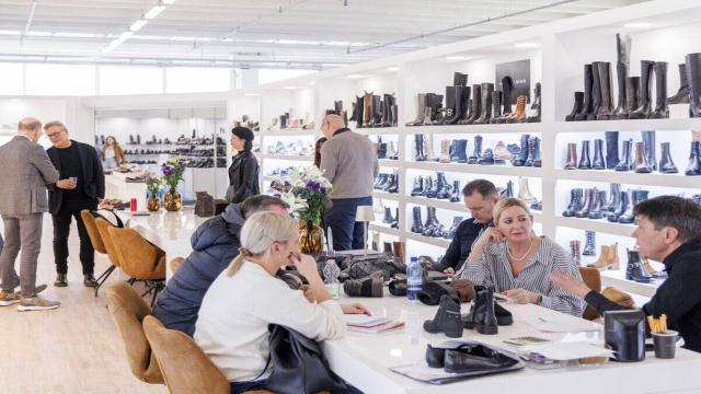 Expo Riva Schuh & Gardabags: Marche protagoniste per la moda calzaturiera con la partecipazione di numerose imprese 
