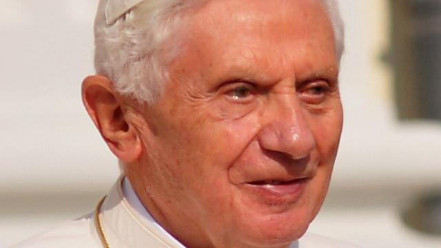 Morte Ratzinger, il ricordo del vescovo di Ascoli: “Ringraziamo il Signore per il dono di Papa Benedetto”