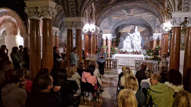 'Salute in cammino per la cultura': camminata per il patrono Sant'Emidio, successo di partecipanti e tanti turisti 