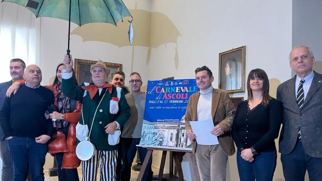 Ascoli Piceno, su il sipario dell'attesa edizione 2024 del Carnevale: in Piazza del Popolo arriva Cristina D'Avena