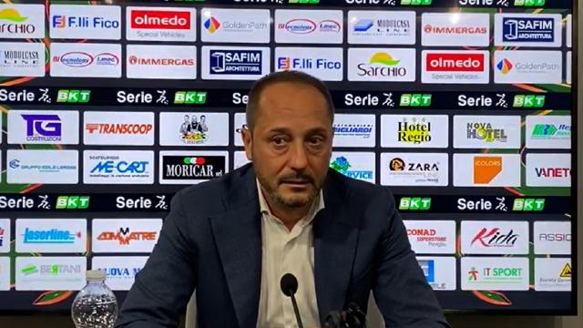 Reggiana, Salerno: “Chiedo scusa a città per retrocessione ma campionato non è regolare. Esposto in Figc”