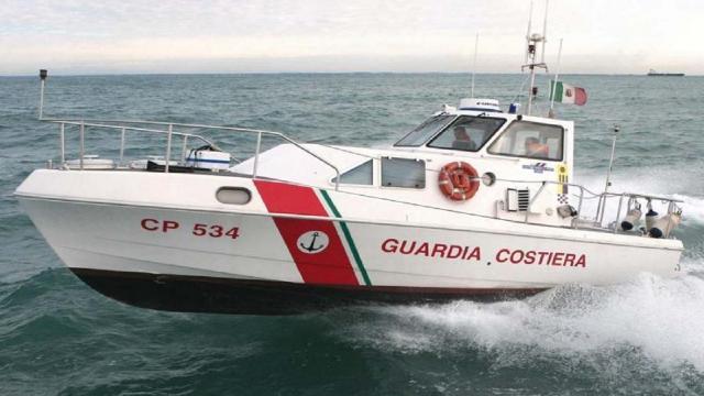 Guardia Costiera, rinvenuto cadavere sul lungomare di Porto Recanati in località Scossicci