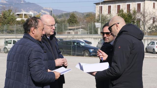 Ascoli, nuova area destinata alla sosta in Via Piceno Aprutina. Fioravanti: “Diamo respiro ai residenti” 