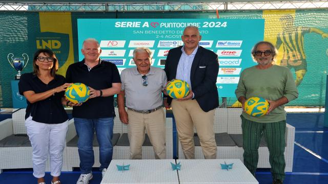 San Benedetto del Tronto: beach soccer, le finali degli scudetti maschili e femminili 