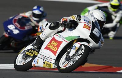Fenati omaggiato della bandiera delle Marche ad Ancona
