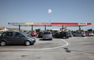 San Benedetto, la Coop inaugura il distributore di carburanti