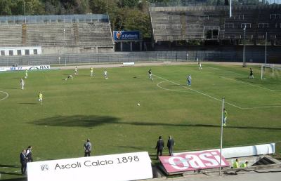 Ascoli-Lecce 2-5, Pergolizzi si dimette dopo un pesante ko interno