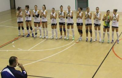Volley femminile, la Lmd Group Pagliare festeggia la prima vittoria