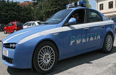 Squadra Mobile Ascoli, arrestati due romeni per furto e rapina