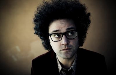 Simone Cristicchi arriva al Teatro Concordia di San Benedetto
