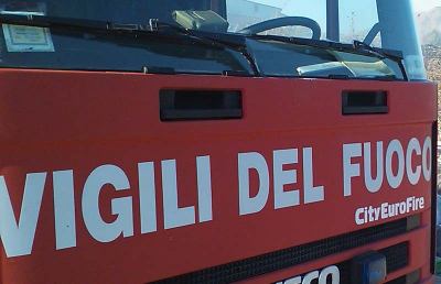 Mozzano di Ascoli, misterioso incendio danneggia distributore