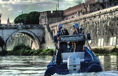 Polizia di Stato, calendario 2014 con finalità benefiche