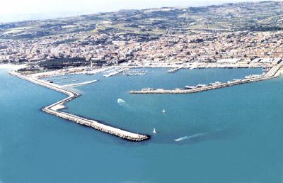 San Benedetto, tavolo sulla sicurezza della navigazione nel porto